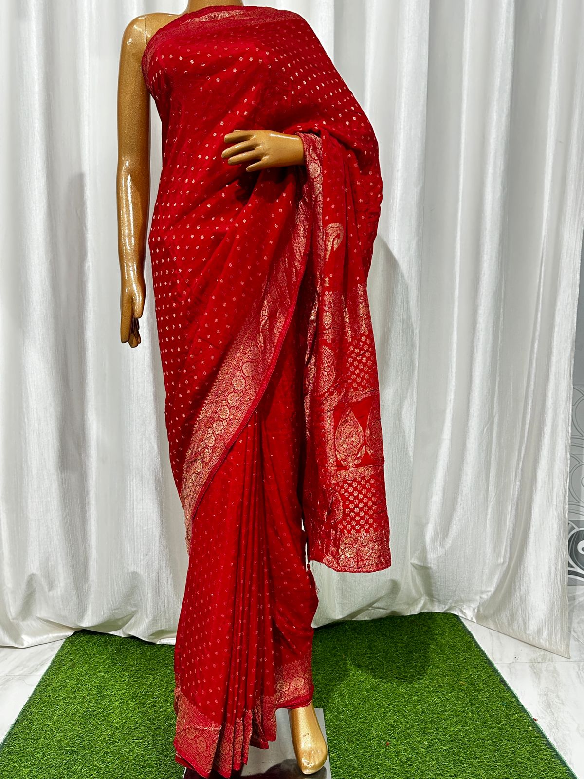 Pure Dolla Silk Banarasi Pallu Barik Zari Butti Best Quality Saree With Blouse  - BFSLB11