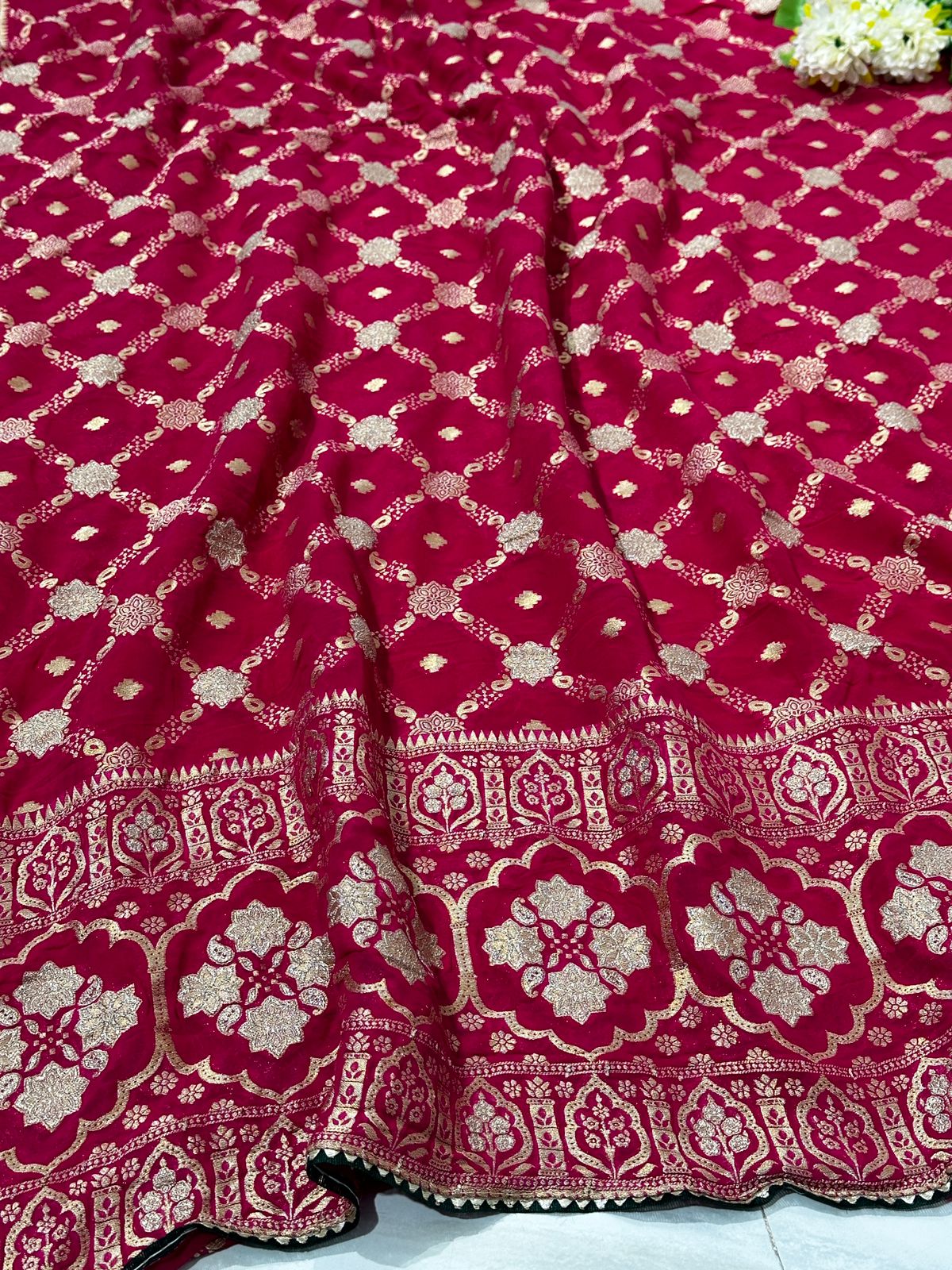 Pure Viscose Georgette  Banarasi Jari Work Best Quality Saree With Blouse - BFSLB12