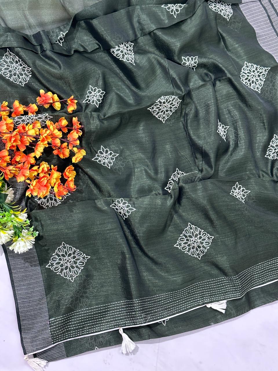 Synthetic Cotton Embroidery Saree - BFSLA31